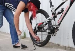 Lezyne Micro Floor Drive Digital HPG Floor Pump (Max 11 Bar) Black 5 Lezyne Micro Floor Drive Digital HPG Floor Pump (Max 11 Bar) Black -Component Bike Gear 12961965dca92fb25cfc4.27945704