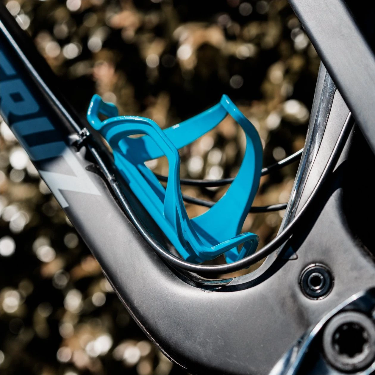Lezyne Flow Cage SL Enhanced Bottle Cage Left Side Blue 2 Lezyne Flow Cage SL Enhanced Bottle Cage Left Side Blue - Image 2