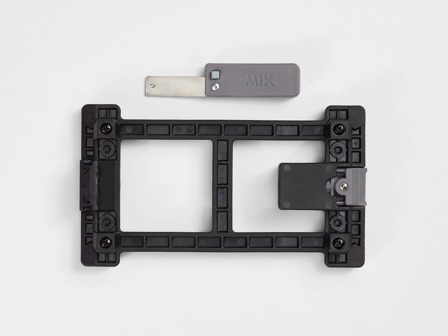 Adapter Plate For Bontrager Electra MIK Saddlebag Black 2 Adapter Plate For Bontrager Electra MIK Saddlebag Black - Image 2