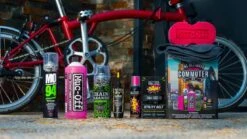 Muc-Off Ultimate Commuter Kit Maintenance Kit 5 Muc-Off Ultimate Commuter Kit Maintenance Kit -Component Bike Gear 19158226006c03129b286.73404711