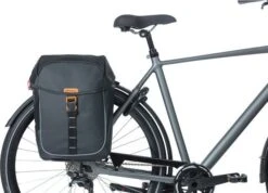 Basil Miles Tarpaulin 34L Luggage Carrier Bags Black -Component Bike Gear 192031360d99529ac4775.67813040