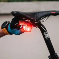 Magicshine Seemee 200 Rear Light Black 8 Magicshine Seemee 200 Rear Light Black -Component Bike Gear 208172460ca14f7595890.13831423