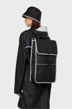 Rains Backpack Reflective 70 Black 8 Rains Backpack Reflective 70 Black -Component Bike Gear 209607261e68b789a2303.34869460
