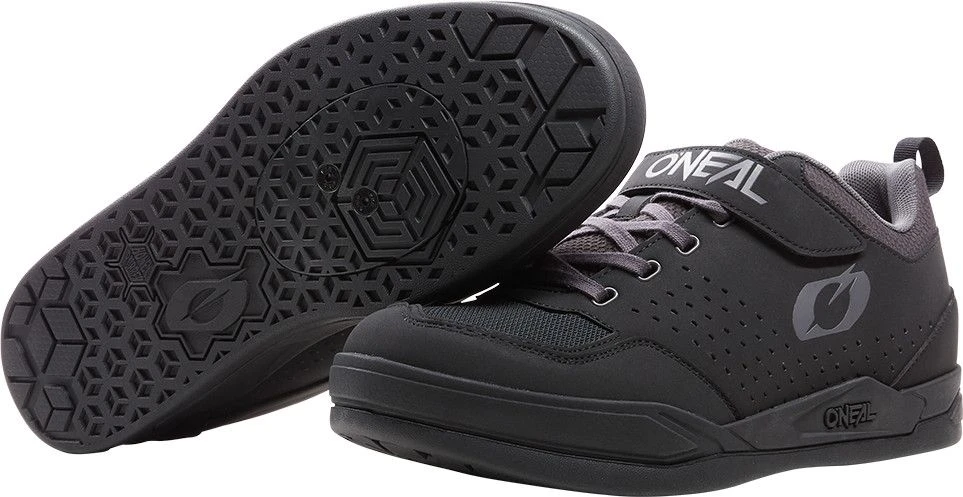 Pair Of O'Neal FLOW SPD V.22 MTB Shoes Black / Gray 2 Pair Of O'Neal FLOW SPD V.22 MTB Shoes Black / Gray - Image 2