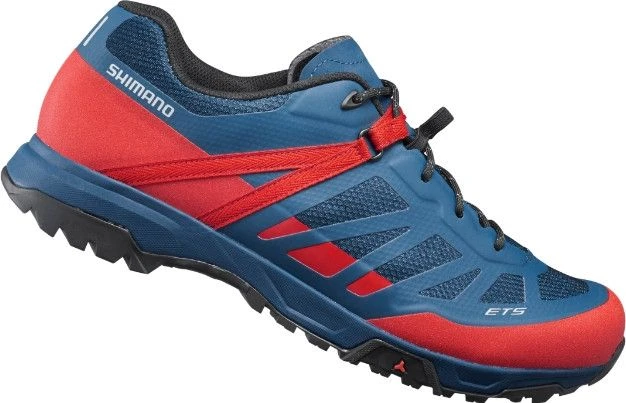 Pair Of Shimano ET500 Blue / Red MTB Shoes 1 Pair Of Shimano ET500 Blue / Red MTB Shoes