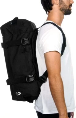 NIXON ESCAPE DUFFEL 45L Black One Size -Component Bike Gear 2125761615eba586cc3d4.69433840