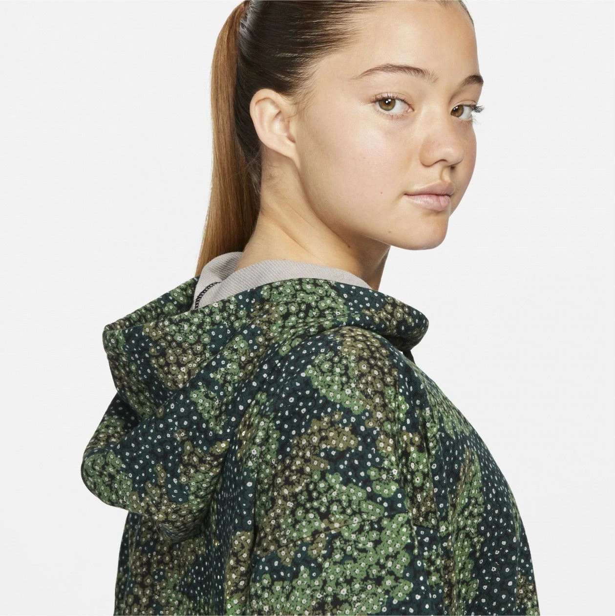 Nike Pro Dri-Fit Get Fit Camo Khaki Women's Hoodie 4 Nike Pro Dri-Fit Get Fit Camo Khaki Women's Hoodie - Image 4