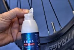 SQUIRT Seal Preventive Bottle 150ml -Component Bike Gear 5c46ec4cb2335