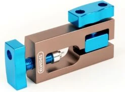 Elvedes Inserts Press For All Cables